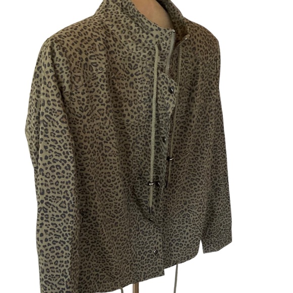 NWT KORI AMERICA JACKET SMALL Animal Print zip/snap/drawstring/pockets WASHABLE - Picture 3 of 13